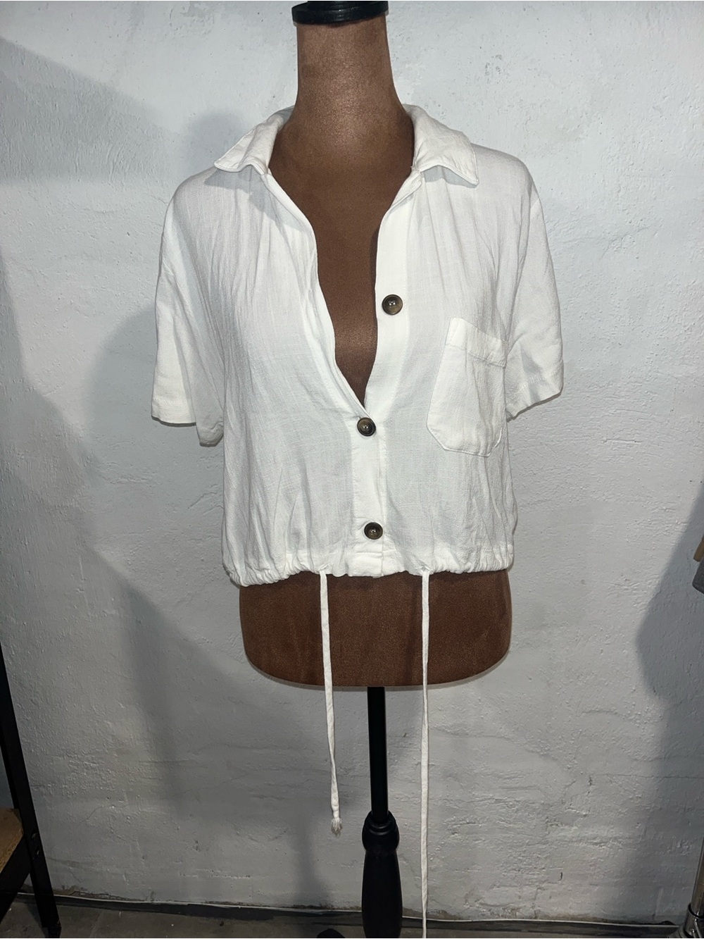 Moa Moa White Button Up Top